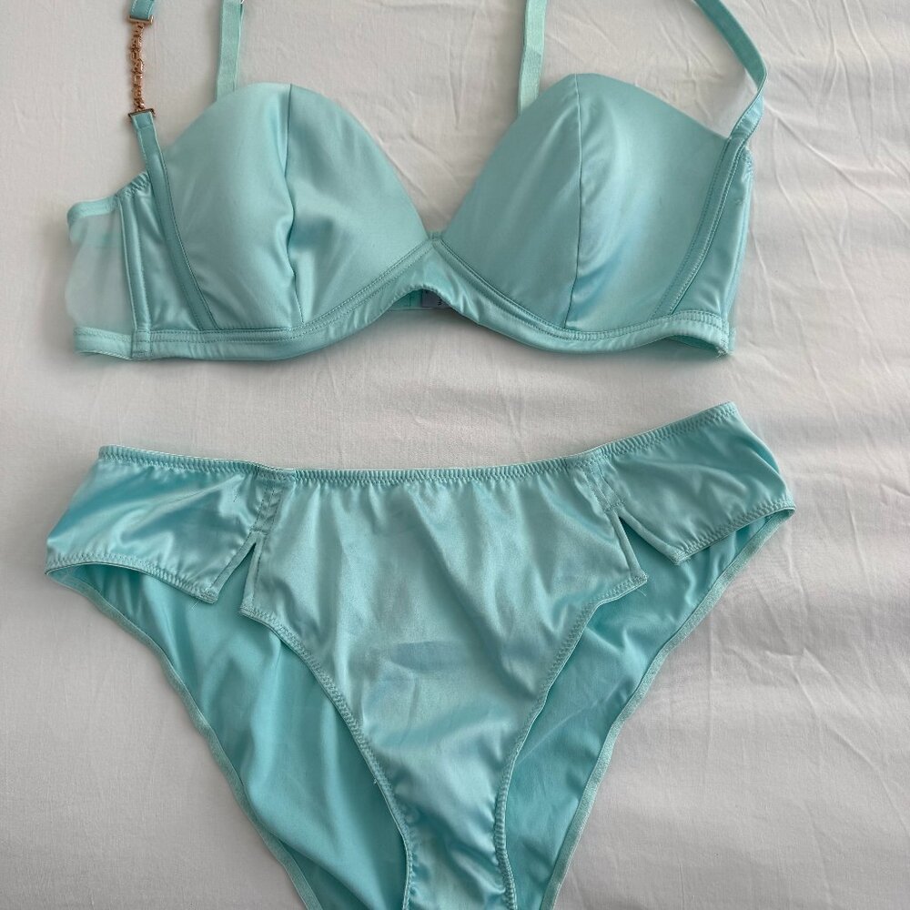 Savage X Fenty Bra and Underwear Set